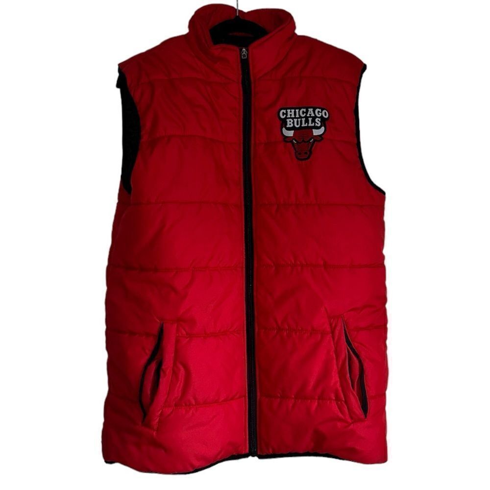 Vintage Chicago Bulls red puffer vest size‎ medium M jacket NBA